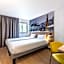 B&B HOTEL Lille Roubaix Centre Grand-Place