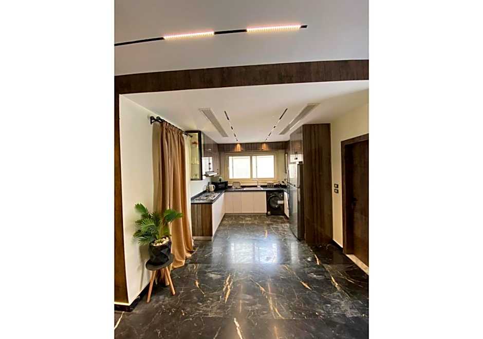 فيلا رائعة في أفخم كومباوندات الشيخ زايد