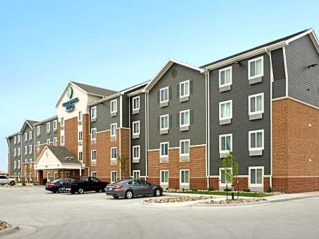 WoodSpring Suites Fargo North Near NDSU