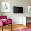 Boutique Hotel SwissHouse