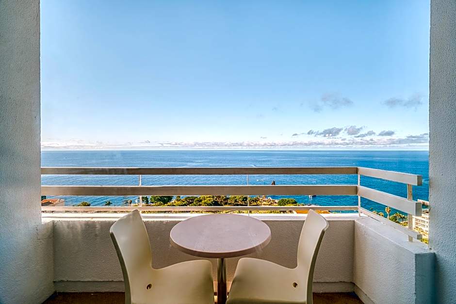 Muthu Raga Madeira Hotel