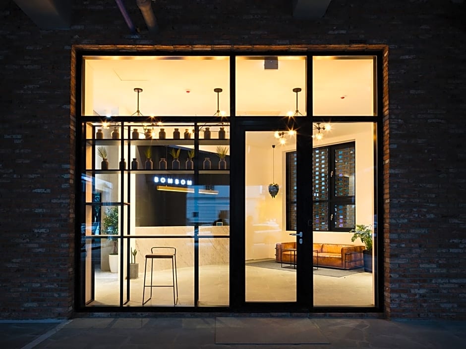 Gangneung Boutique Hotel Bombom