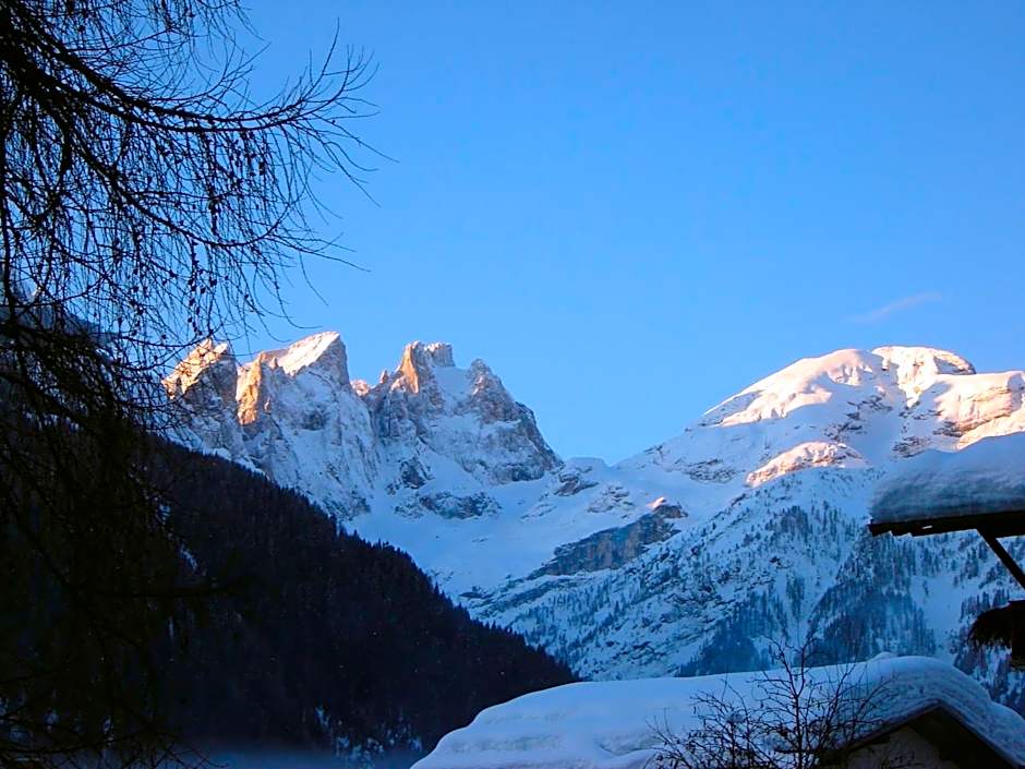 Hotel Garnì Miramonti