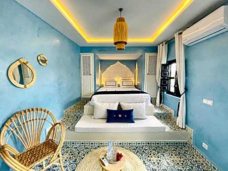 Suite with Garden View
