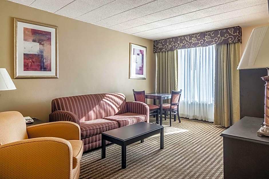 Quality Inn & Suites Indiana