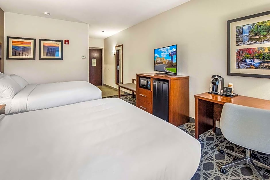 Comfort Inn & Suites