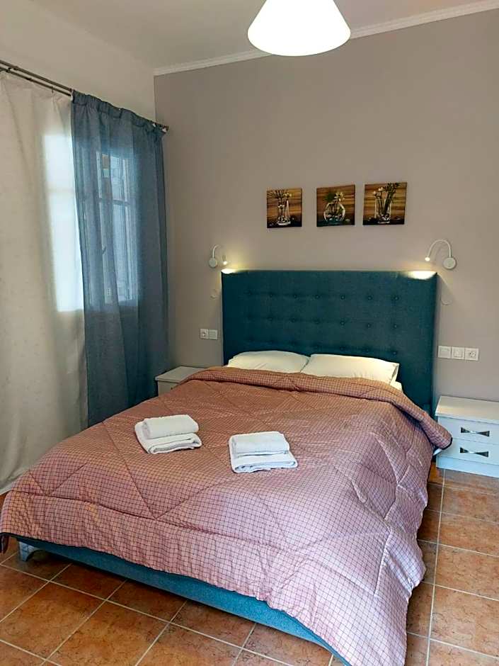 Dolphin Sea View Rooms