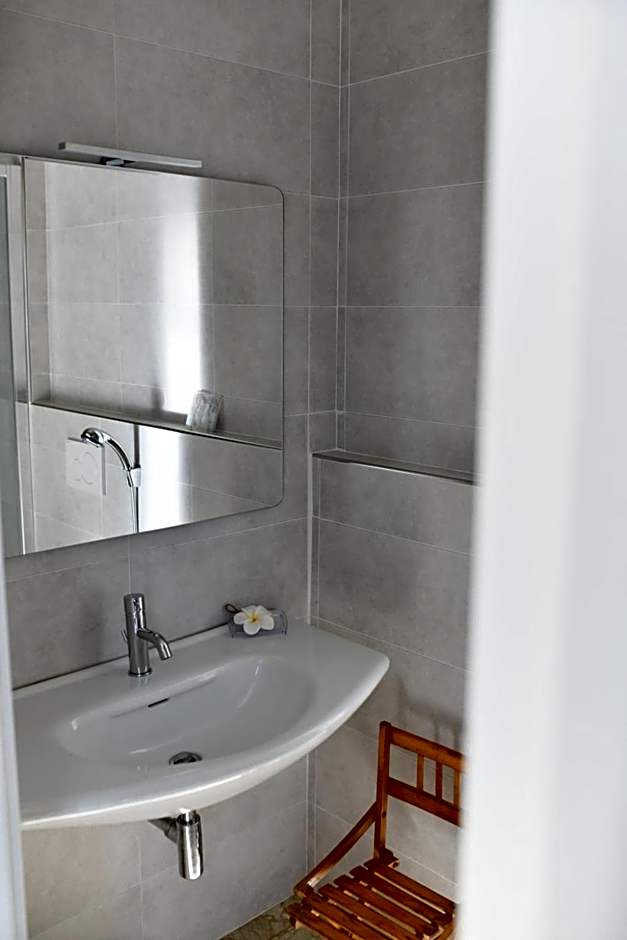 B&B Porta Romana-Language And Art