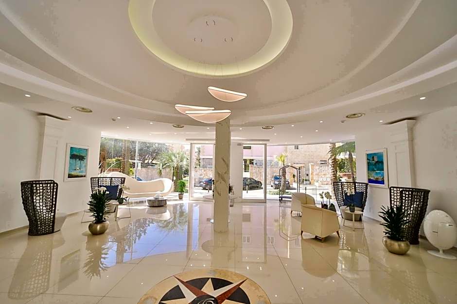 Victoria Palace Hotel & Zen Wellness