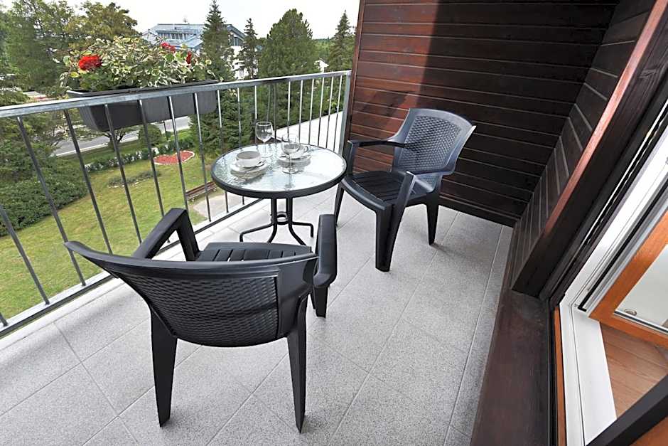 APLEND Hotel Lujza Major