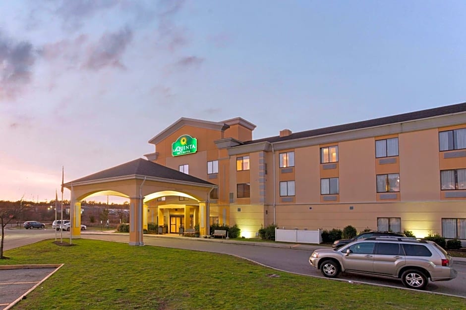 La Quinta Inn & Suites by Wyndham Richmond - Kings Dominion