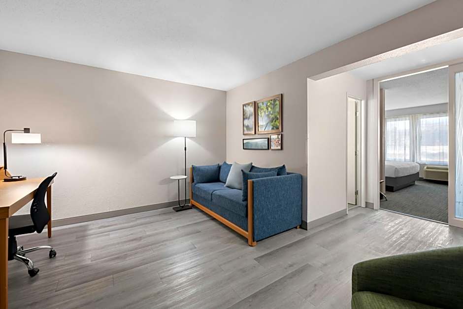 Country Inn & Suites by Radisson, Coon Rapids, MN