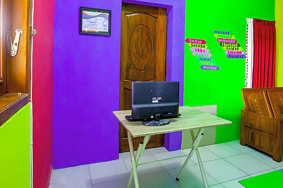 SPOT ON 2875 Kost Pandawa Syariah