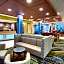 Holiday Inn Express & Suites Gainesville I-75