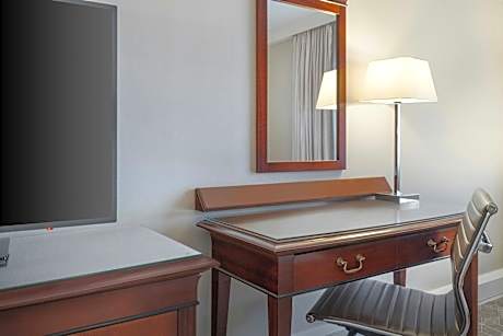 Family Room, 2 Double