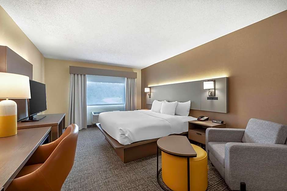 Comfort Inn & Suites Butler