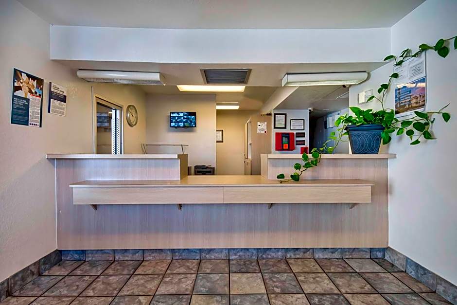 Motel 6-Farmington, NM