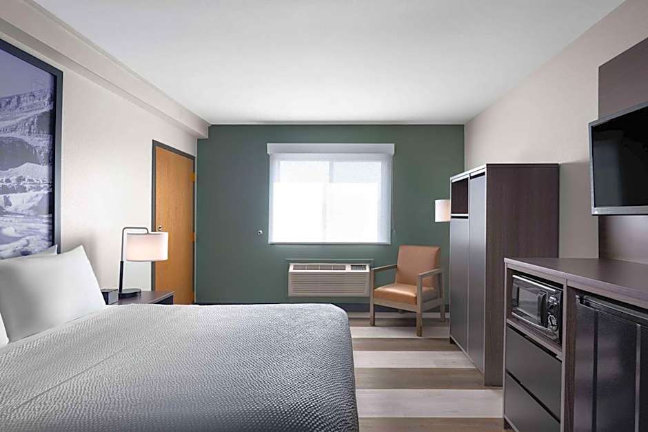 Super 8 by Wyndham Columbus