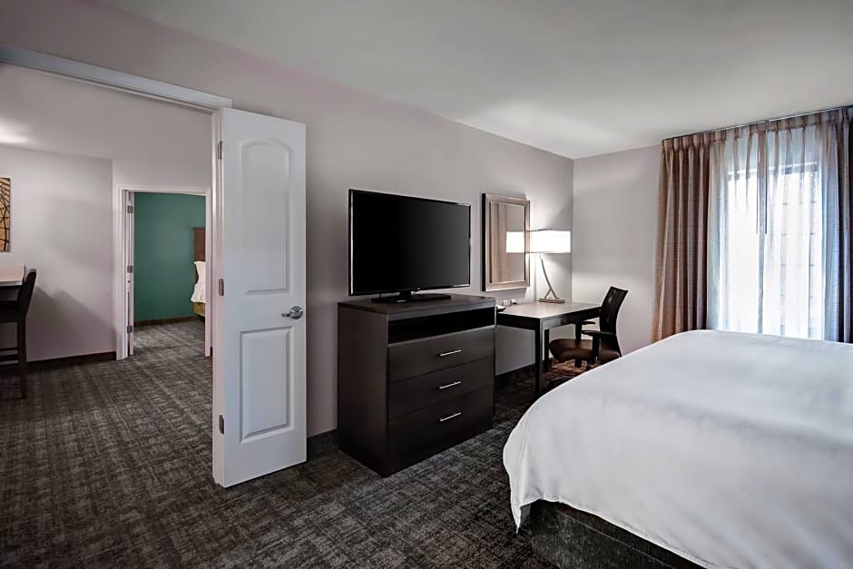 Staybridge Suites - Holland