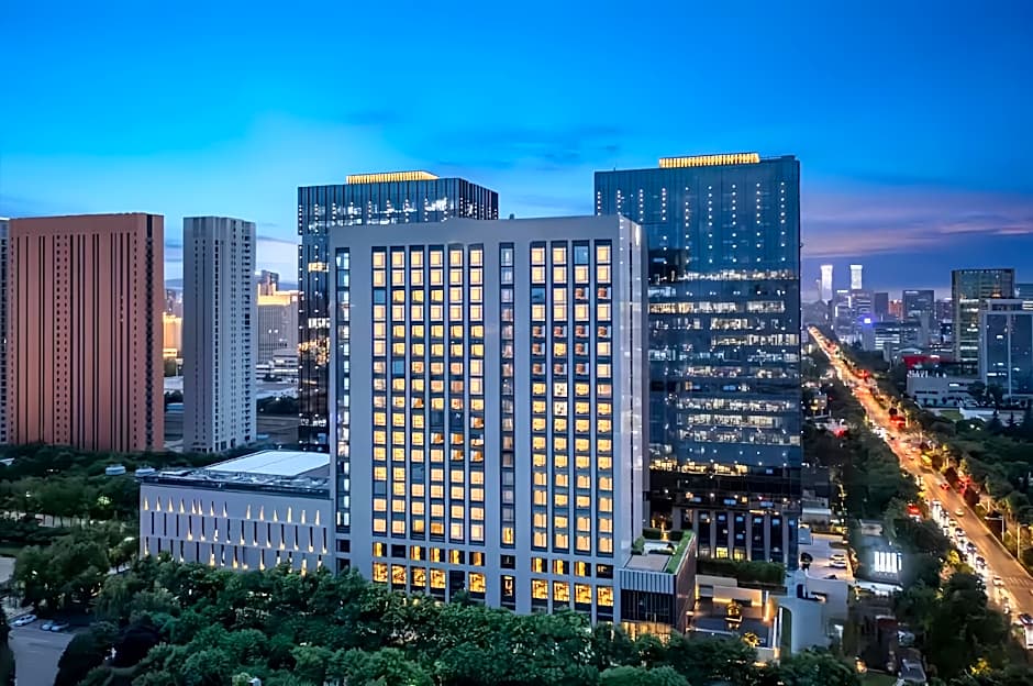 Poly Zhongda Viverton Apartment (free shuttle bus during the Canton Fair)