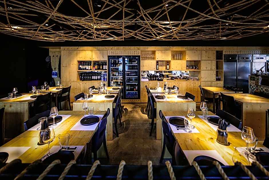 De Pedra e Sal Hostel & Suites