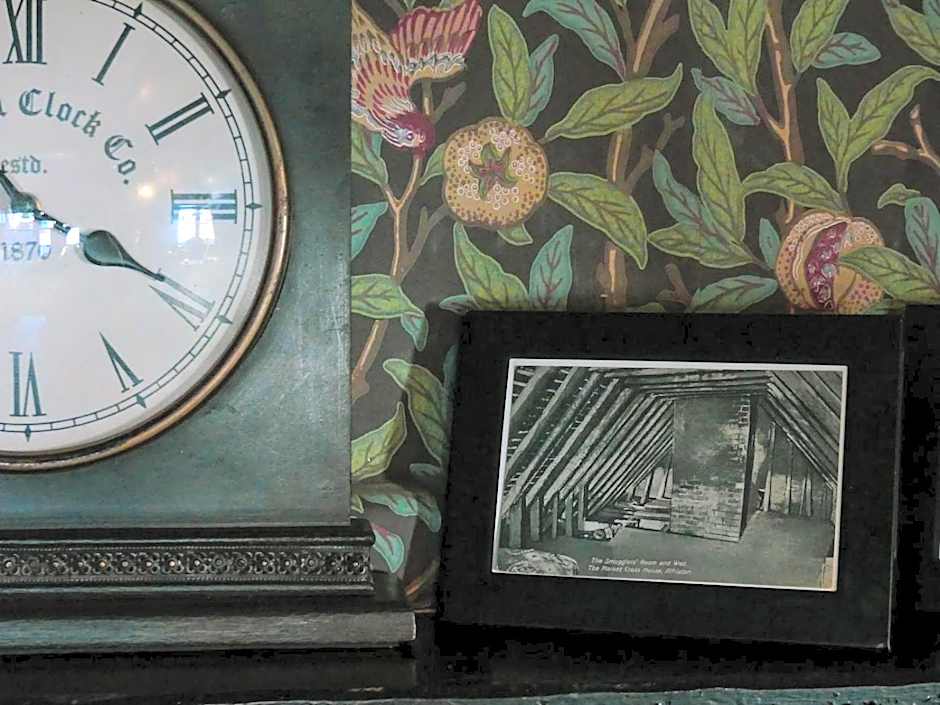 Ye Olde Smugglers Inne