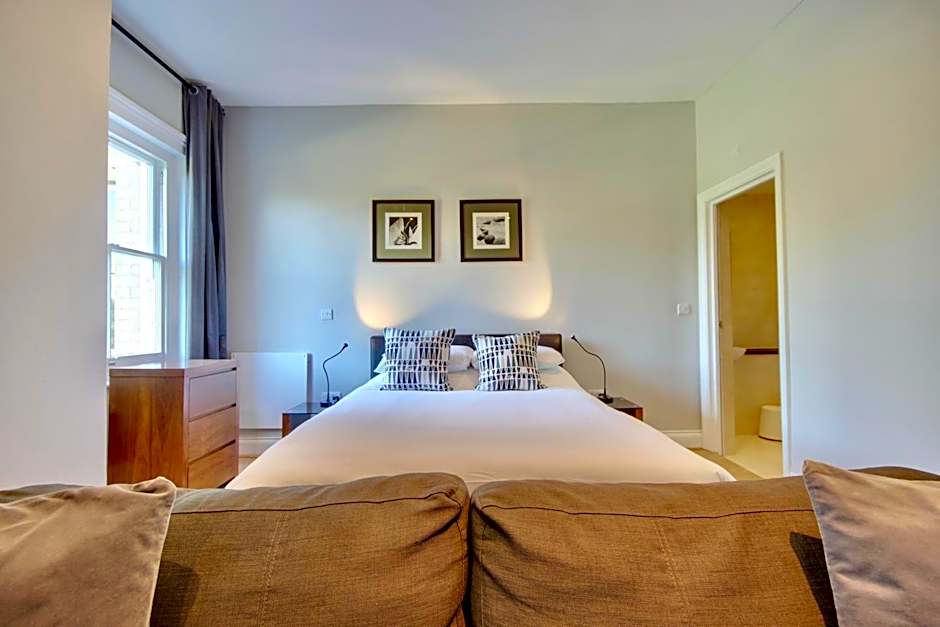 Orange Grove Hotel & Gardens