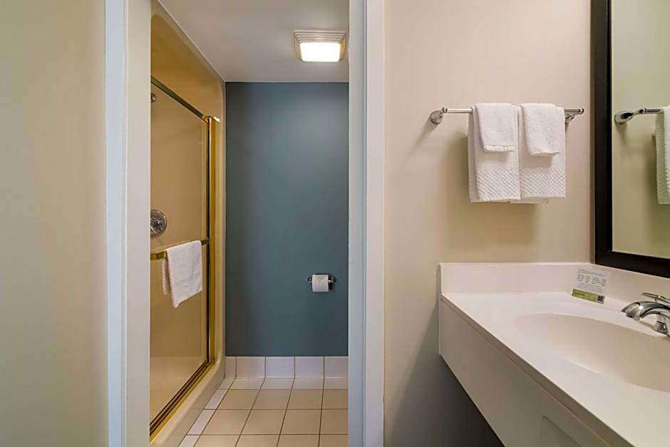 Garner Londonderry Manchester