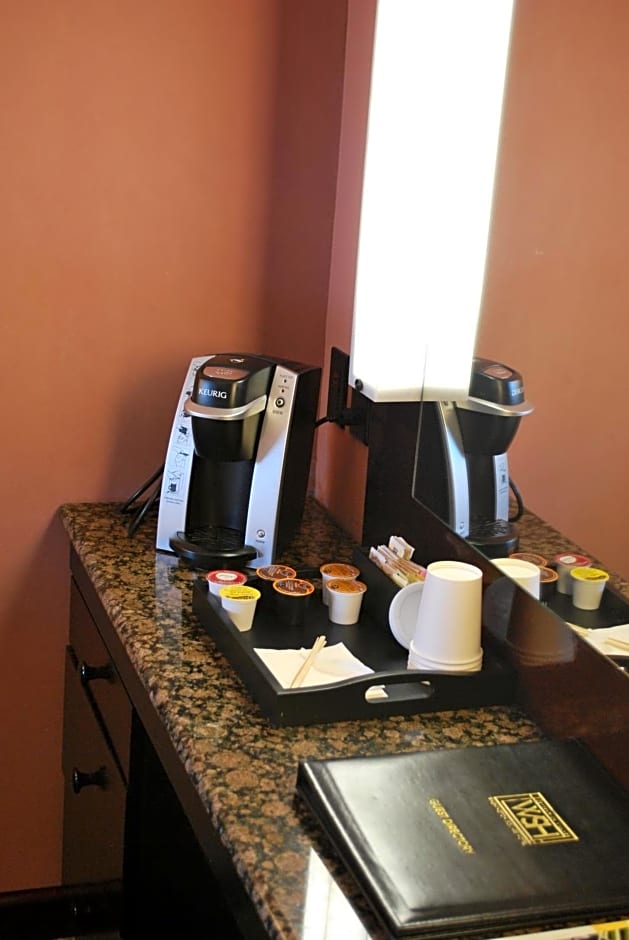 Washington Square Hotel