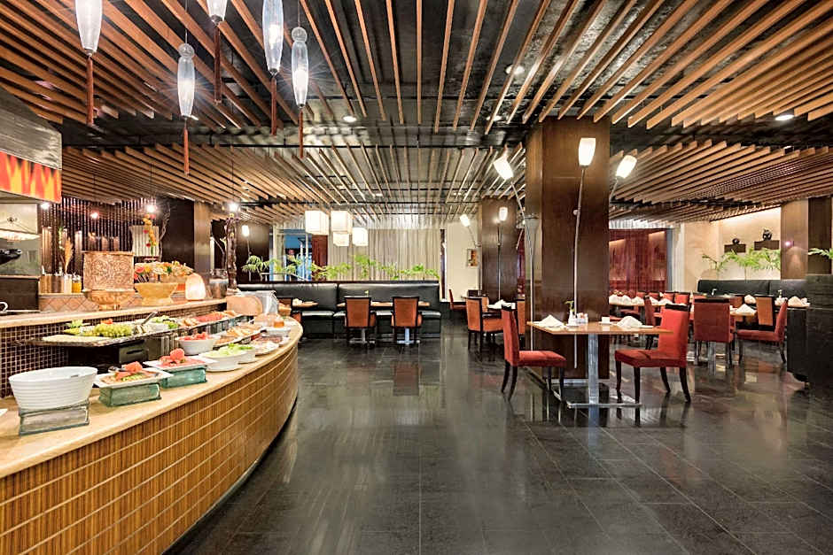 Ramada Plaza by Wyndham Karachi Airport Hotel