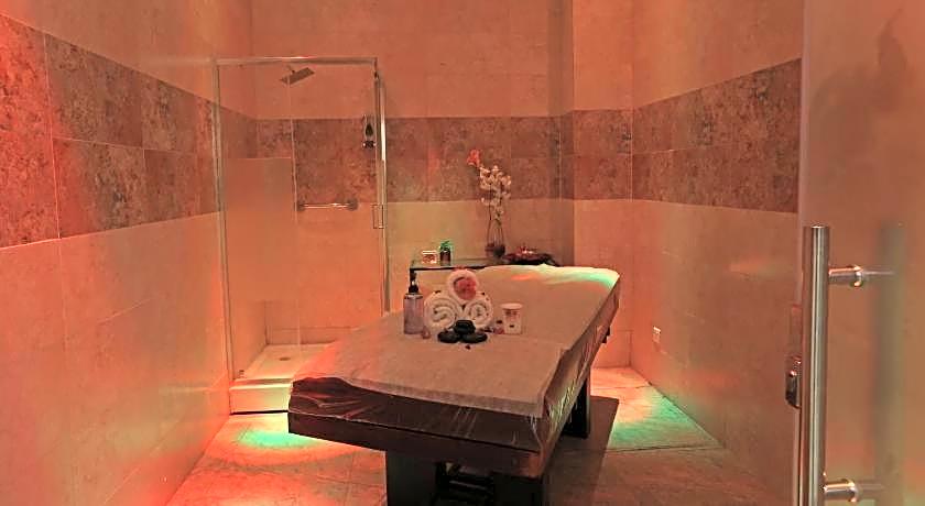 Sunday Signature Riyadh Formerly Qaser Al Hamra by Warwick