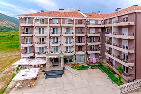 Hotel Novi
