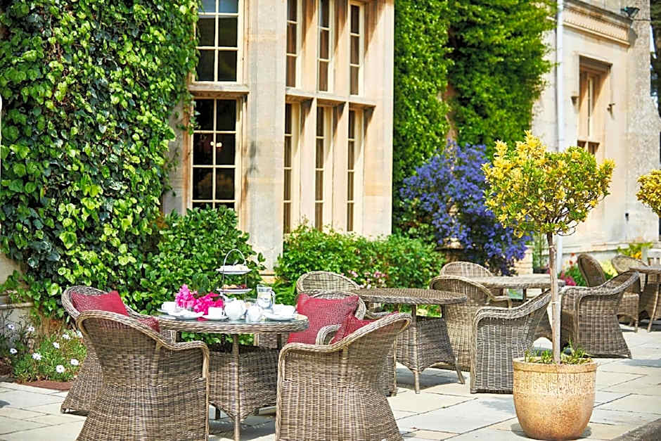Dumbleton Hall Hotel