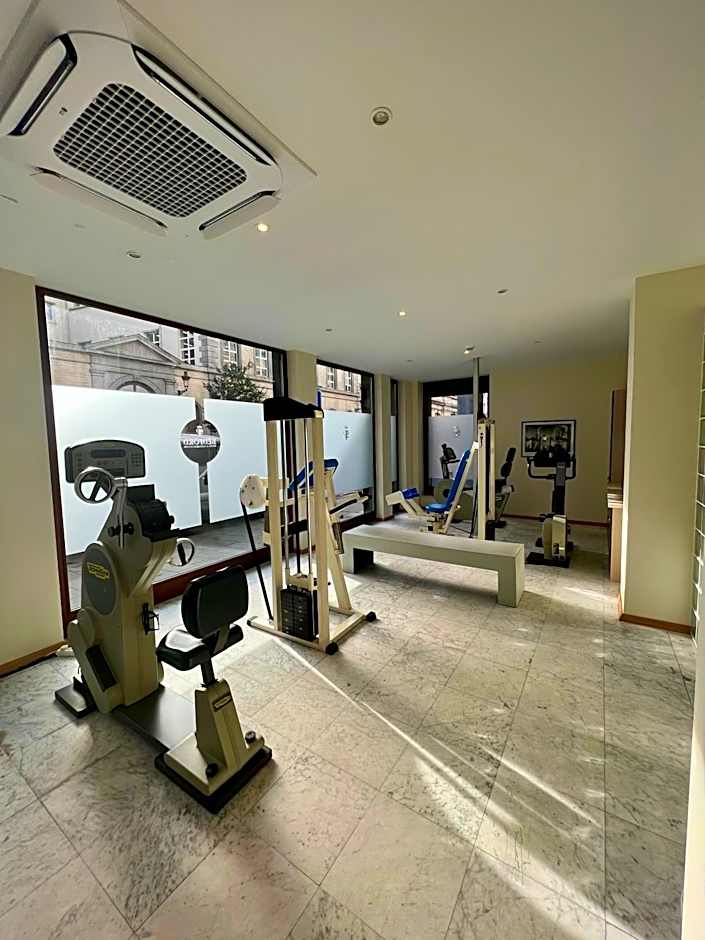 Bedford Hotel & Congress Centre