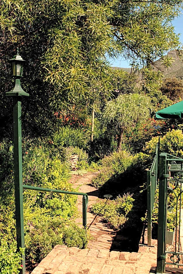 4 Rothman Street B&B