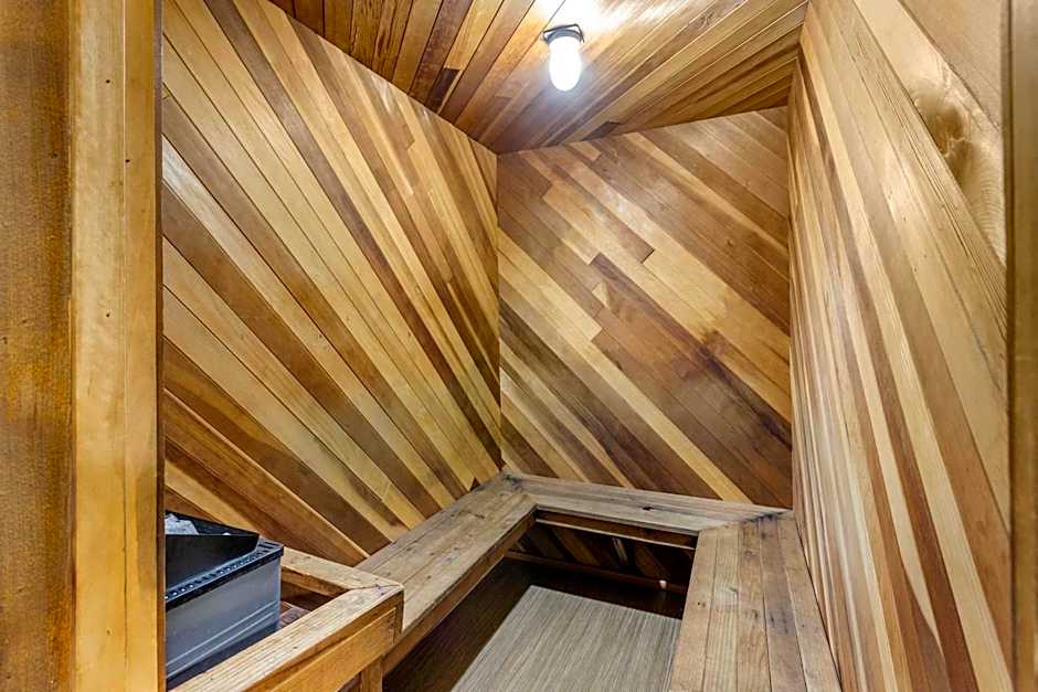 Best Western Plus Weston Inn