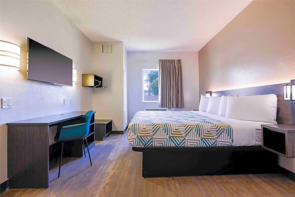 Motel 6-Albuquerque, NM - North