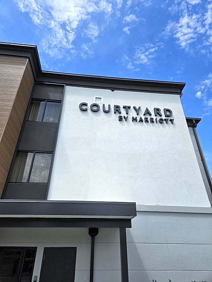 Courtyard by Marriott Charlotte Ballantyne