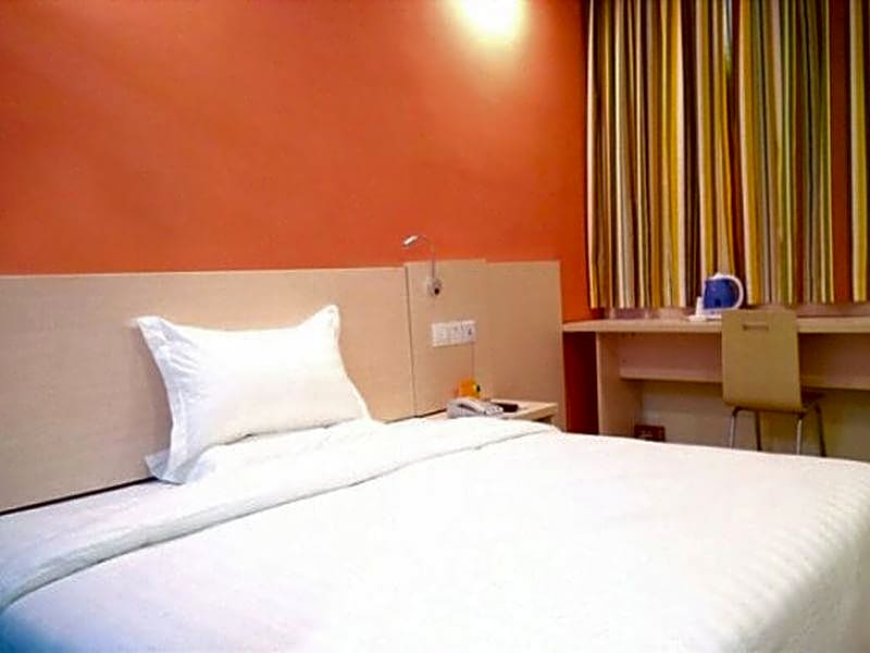 7Days Inn Ningbo Tianyi Square Zhongshan Mansion