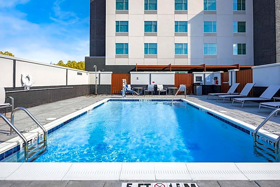 TownePlace Suites by Marriott Canton Riverstone Parkway