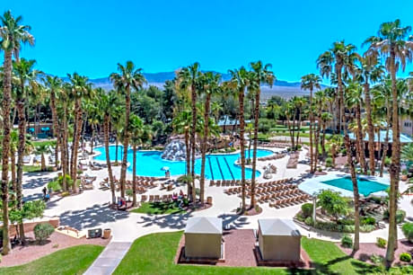 Queen Room with Two Queen Beds - Disability Access
