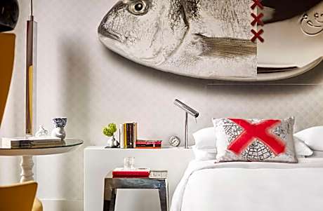 Queen Room with Terrace