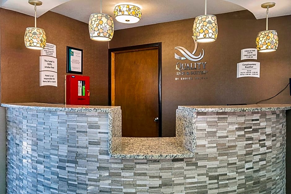 Quality Inn & Suites Holland