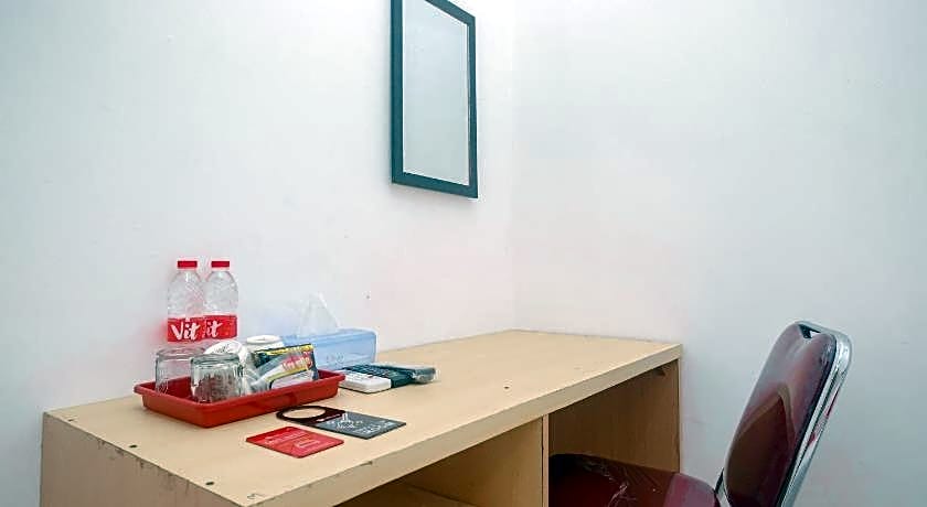 RedDoorz Syariah near Alun Alun Temanggung