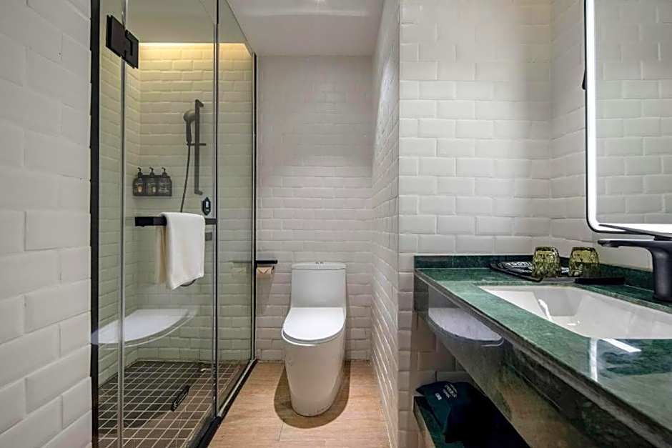 City Comfort Premier Hotel Qinzhou Lingshan Traditional Chinese Medicine Hospital Gymnasium