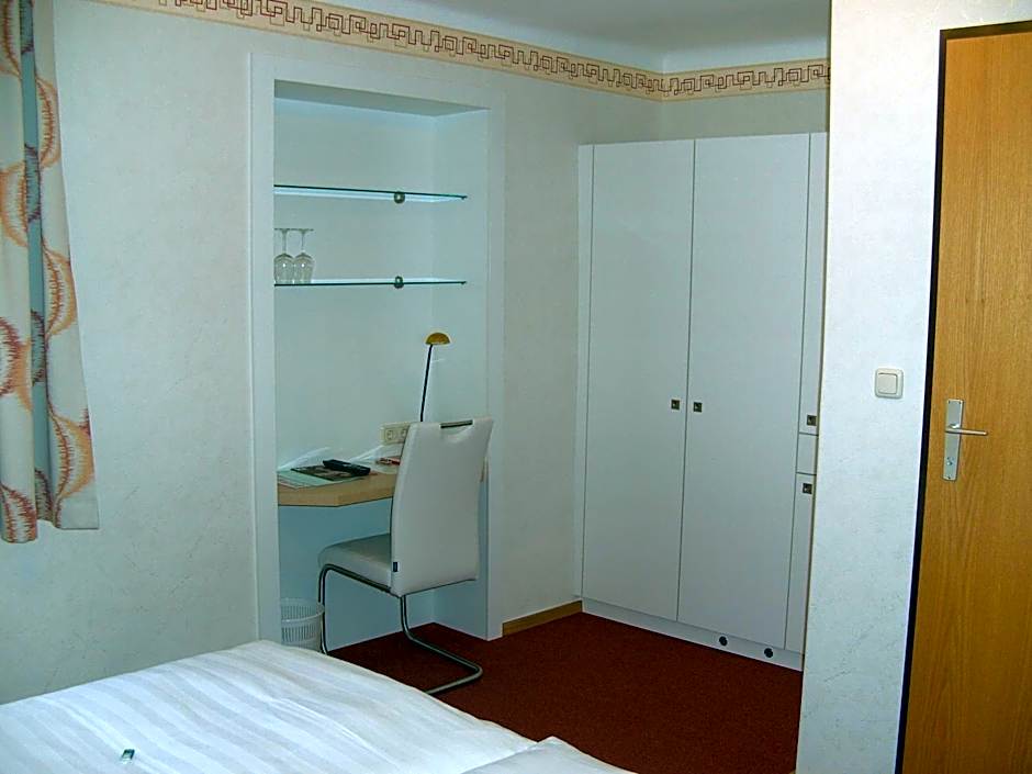 Frühstückspension Leopold Janu