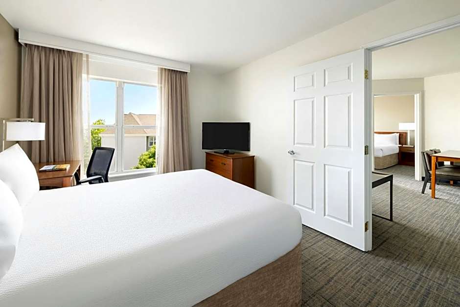 Residence Inn by Marriott Des Moines West at Jordan Creek Town Center