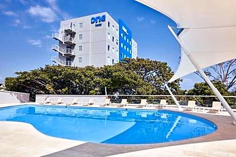 One Acapulco Diamante