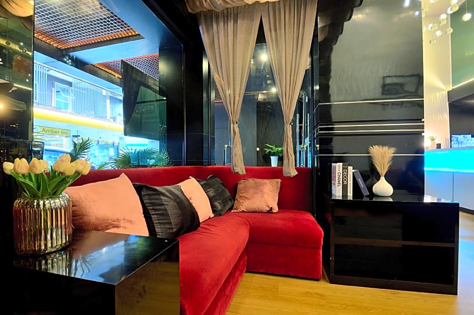 De Lux Bangkok Hotel 