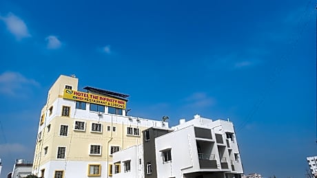 Hotel The Infinity Inn